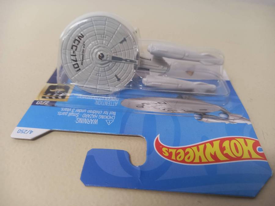 Star Trek - U.S.S. Enterprise NCC-1701 - Hot Wheels