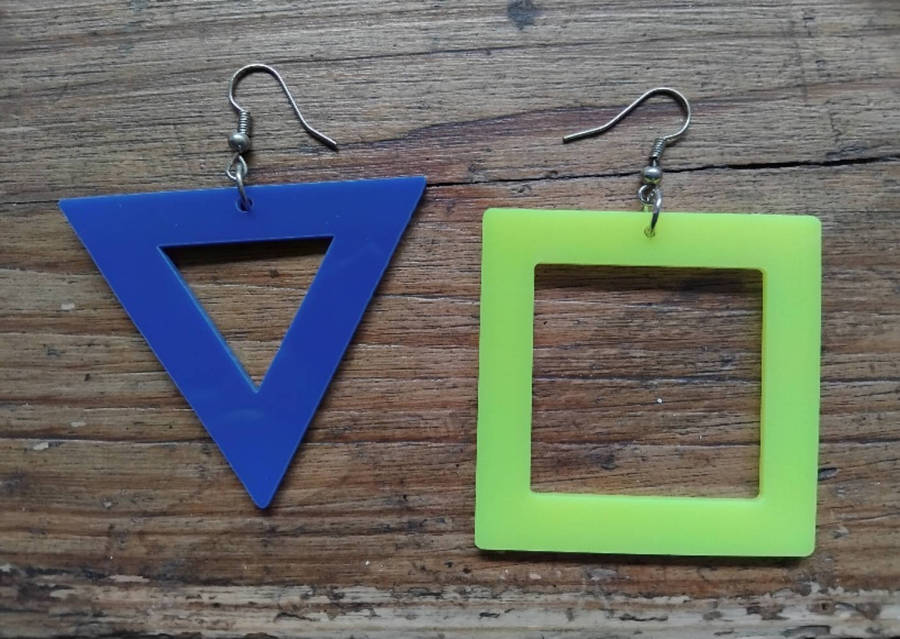 Eighties style earrings assorted shapes