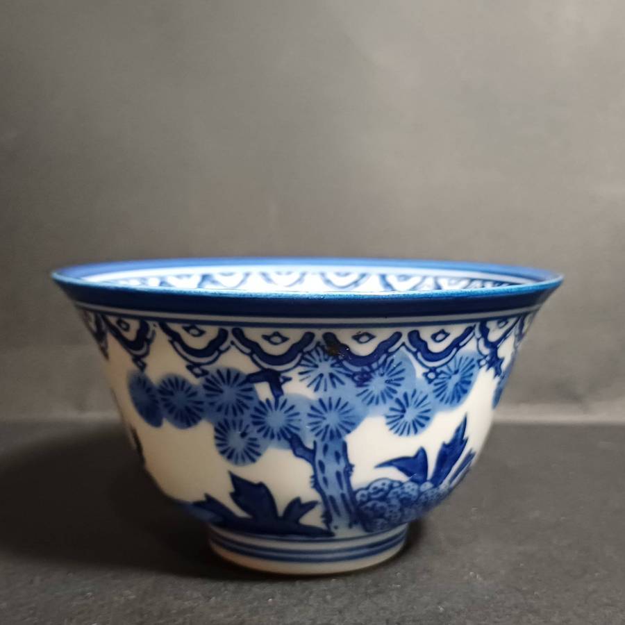 Antique Japanese Arita Ware - Nabeshima Style Sometsuke Karako Porcelain Tea Cup