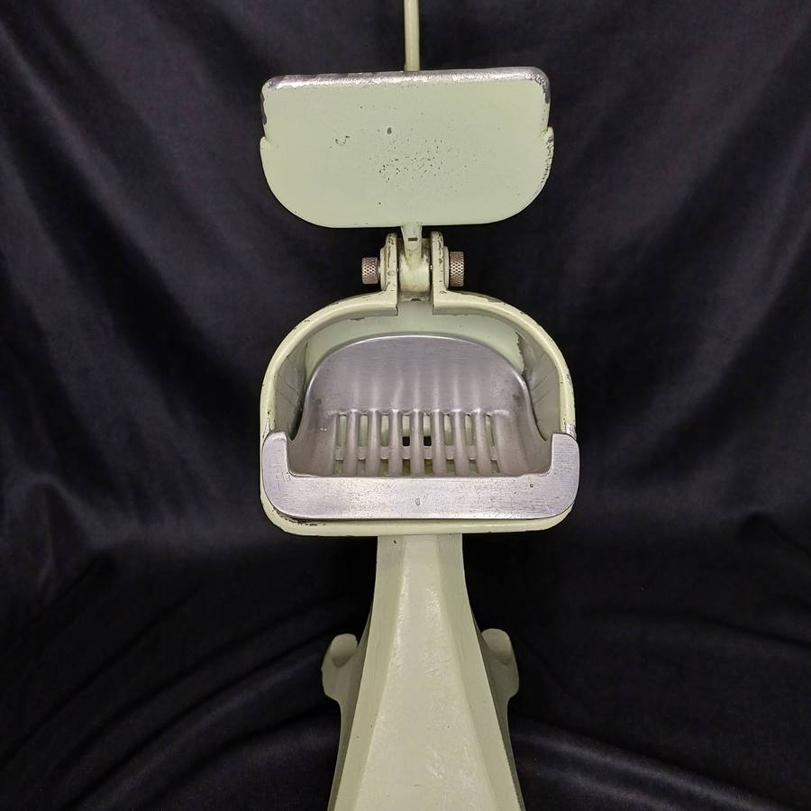 Vintage SWINGIT Heavy Duty Citrus Juicer Press - Cast Metal - South African Made (Pretoria)