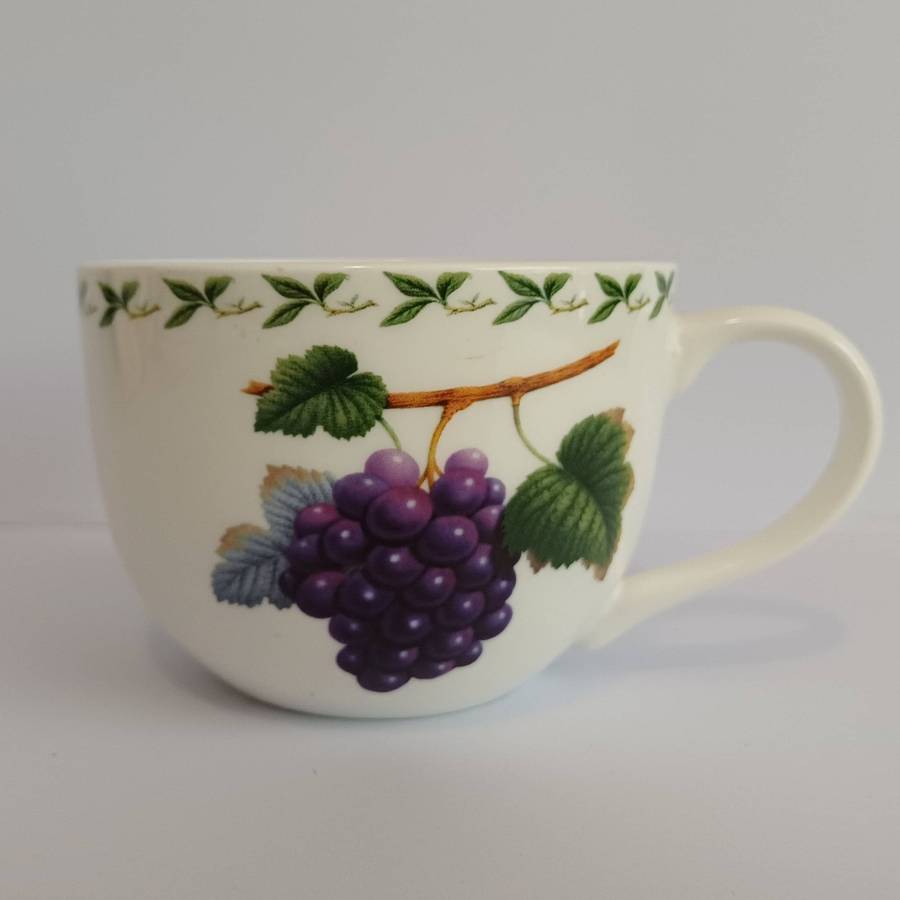 Maxwell & Williams Orchard Fruits Tea/Coffee Cup & Saucer - Grape Design - Fine Bone China