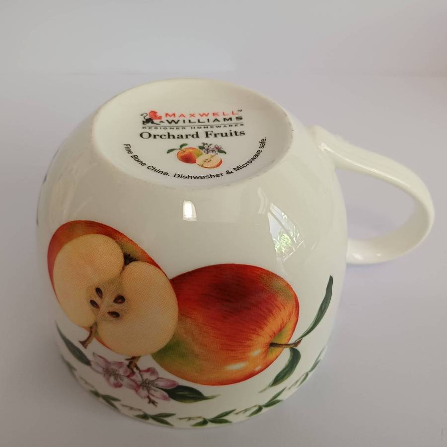 Maxwell & Williams Orchard Fruits Cup & Saucer (APPLE) - Fine Bone China - Excellent Condition