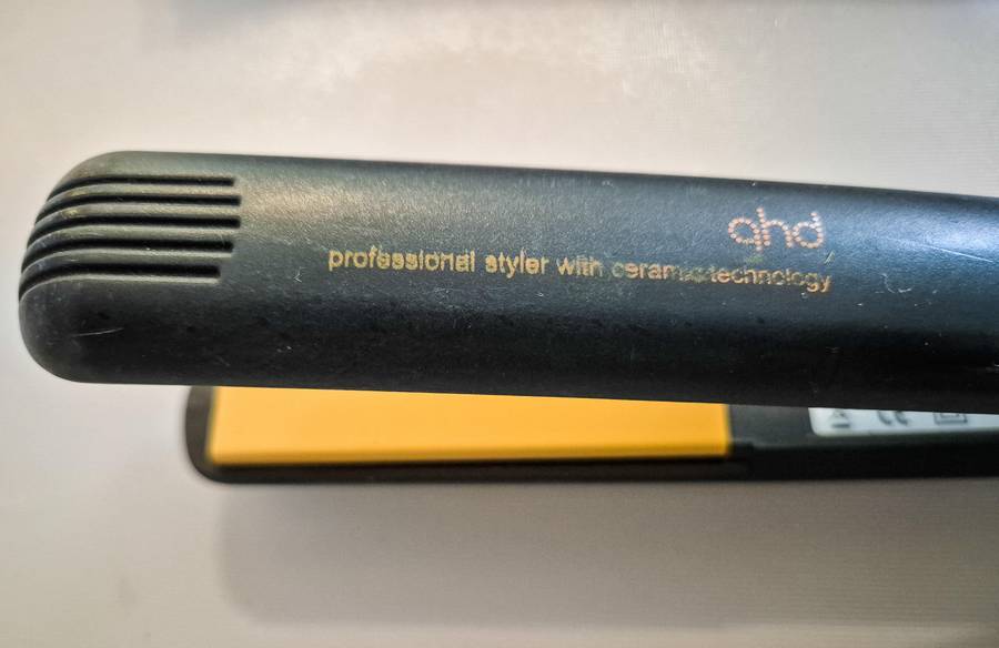 GHD HAIR IRON