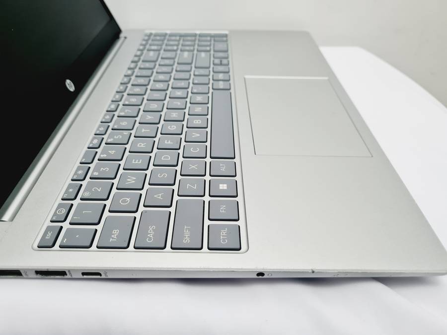 HP 15 - Ryzen 5 - 16gb ram - 512gb ssd