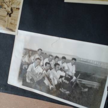 Vintage Photo Album With More Than 40 Photo's And Postcasrds - See Photo's
