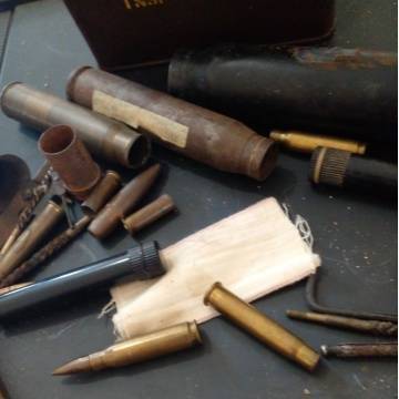Deactivated Border War Period Rounds Pin Ammo Box And Cleaning Tools - Selling For Desplay Perposes