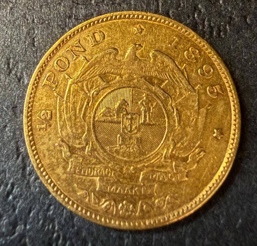 Gold 1895 Half Pond - great condition for its age