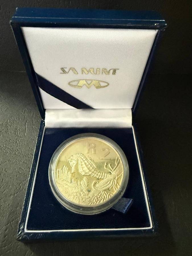 SILVER 1 OUNCE - Silver Proof R2 Seahorse - Mintage 3000