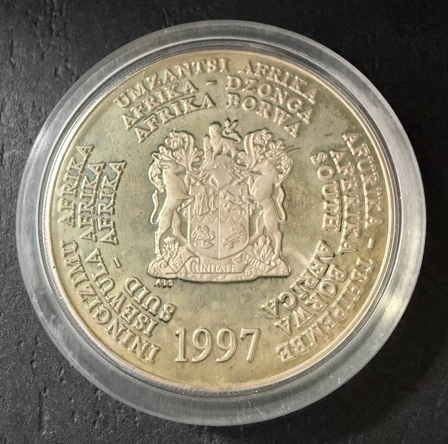 SILVER 1 OUNCE - Silver Proof R2 Seahorse - Mintage 3000