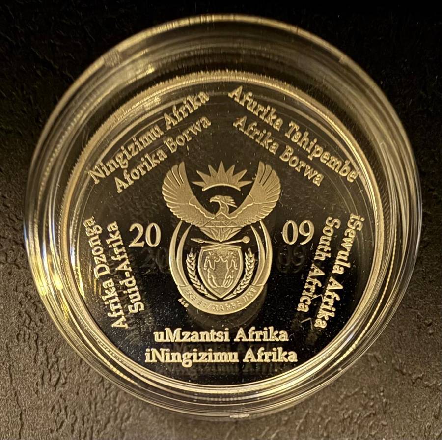 Silver R2 Crown Prestige Set - FIFA 2006-2010 - 5 Coins in Wooden Box with COA