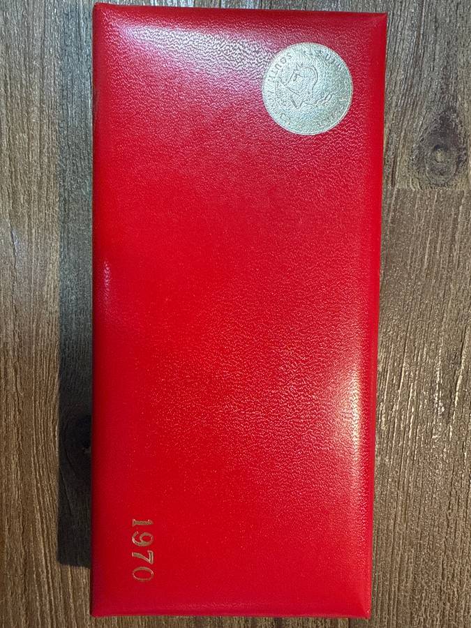 1970 Long proof set - no gold or silver R1 - as per pictures
