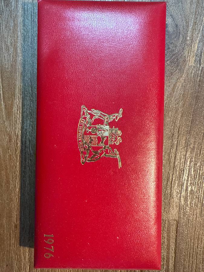 1976 Long proof set - no gold or silver R1 - as per pictures