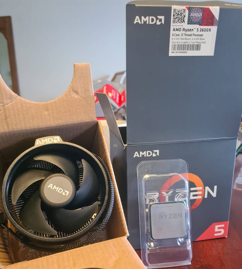 Montech Air 100 (Case Only) & Ryzen 5 2600x CPU