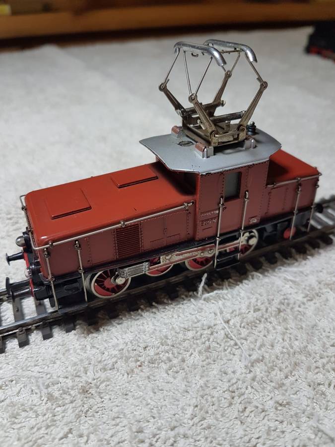 Marklin 3002 - Electric Shunter - "HO" 3 rail AC