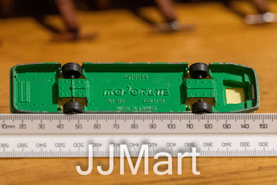 Vintage Majorette No. 310 Autobus Saviem Bus Concorde Champs-Elysees Green and White 1/87 Scale Die