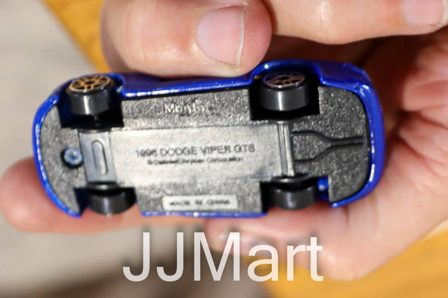 Dodge Viper GTS  1996 Maisto Fresh Metal 100 Collection Die Cast - Boxed