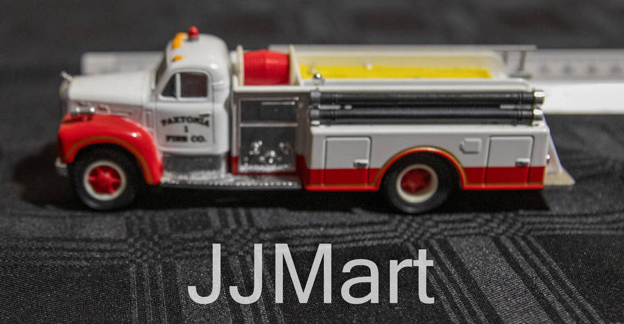 CORGI CLASSICS #98486 MACK B SERIES PUMPER PAXTONIA
