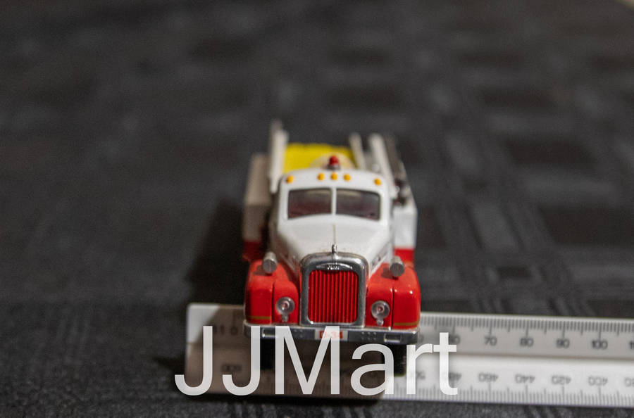 CORGI CLASSICS #98486 MACK B SERIES PUMPER PAXTONIA