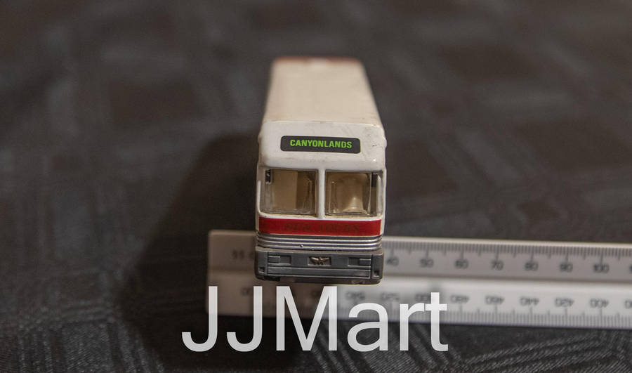 1994 Road Champs Tour Buses Eagle Coach Bus Sun Tours Canyonlands White and Red Die Cast