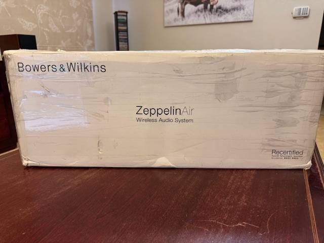 Bowers and Wilkins Zeppelin Air Audiophile Speaker System