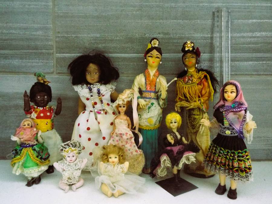 Antique Vintage Collectors' Collection  dolls as 1 lot