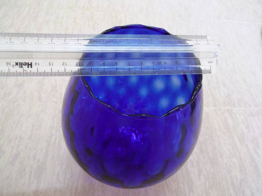 vintage ,,super Nice cobalt blue optic  glass vase