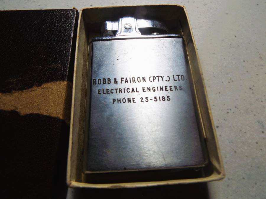 VINTAGE nice unused Robb&Fairon ,lighter with tape measure  ,,,,,in box