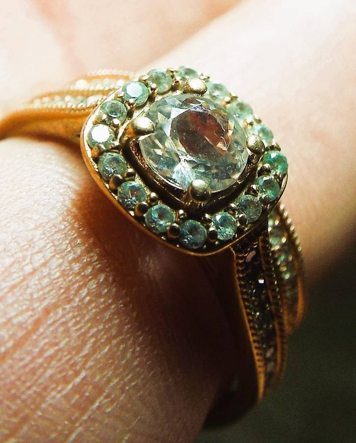 VINTAGE 9CT Wedding set with 5mm pink diamond from the late 1980s