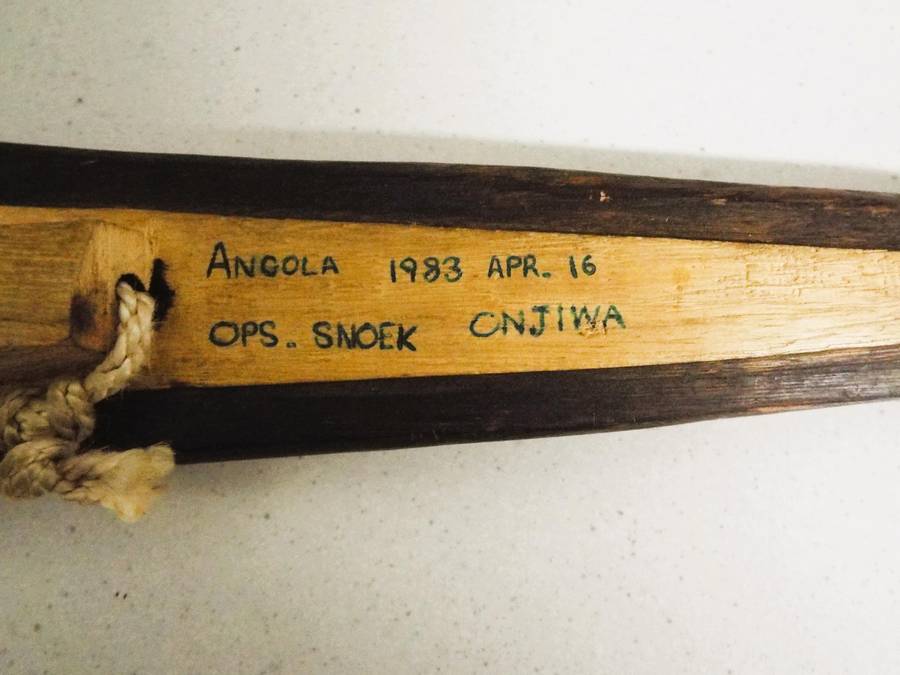 wow super rare ,,,, vintage South African Ovambo dagger from  Angola