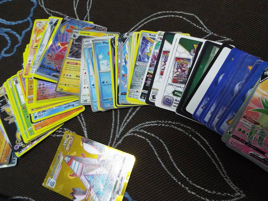Pokemon Collectable Cards Lot - 300+ Cards
