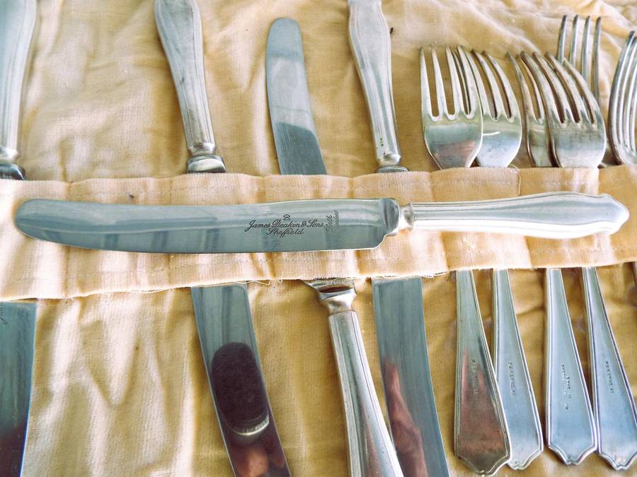 James Dixon & Sons Service Cutlery Set - 6 Table Knives