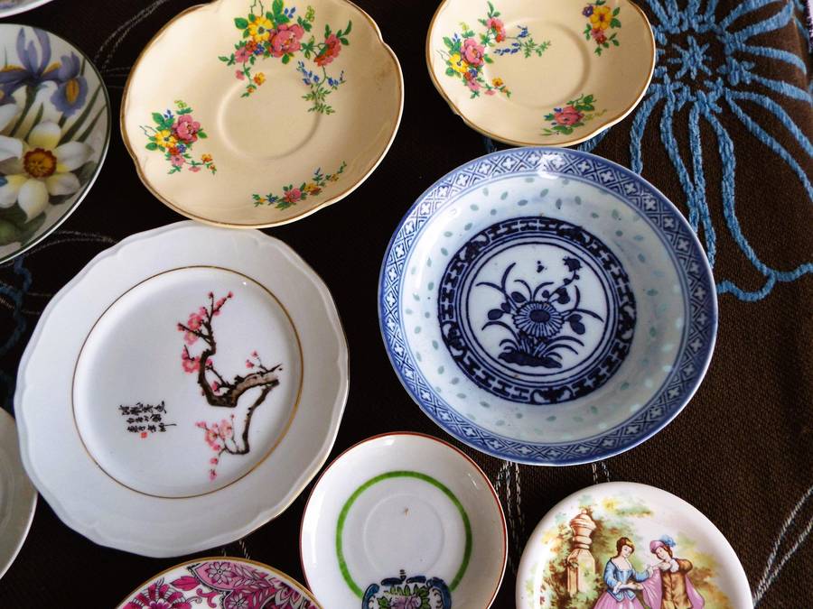 vintage Plate  Lot (porcelain mostly )over 30 items as 1 big lot