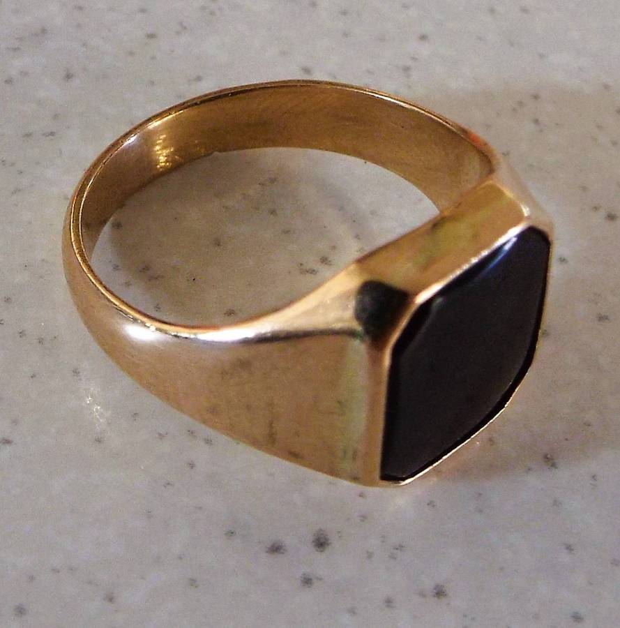 VINTAGE 9CT mens ring