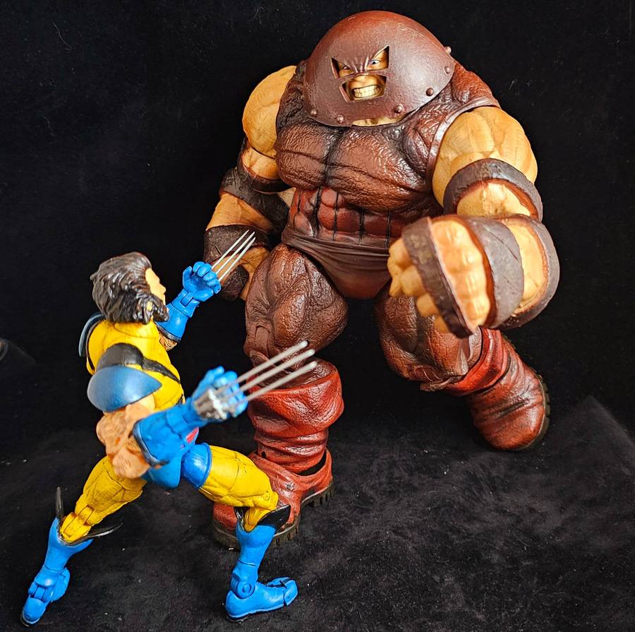 ToyBiz Marvel Legends Wolverine