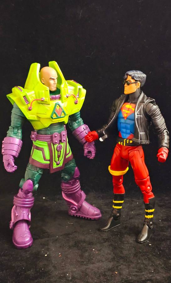 Mattel DC Universe Classics 90s Superboy