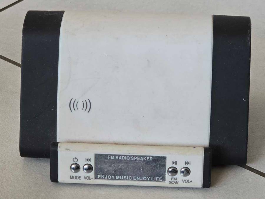 Awesome treasure hunt in the bargain bin