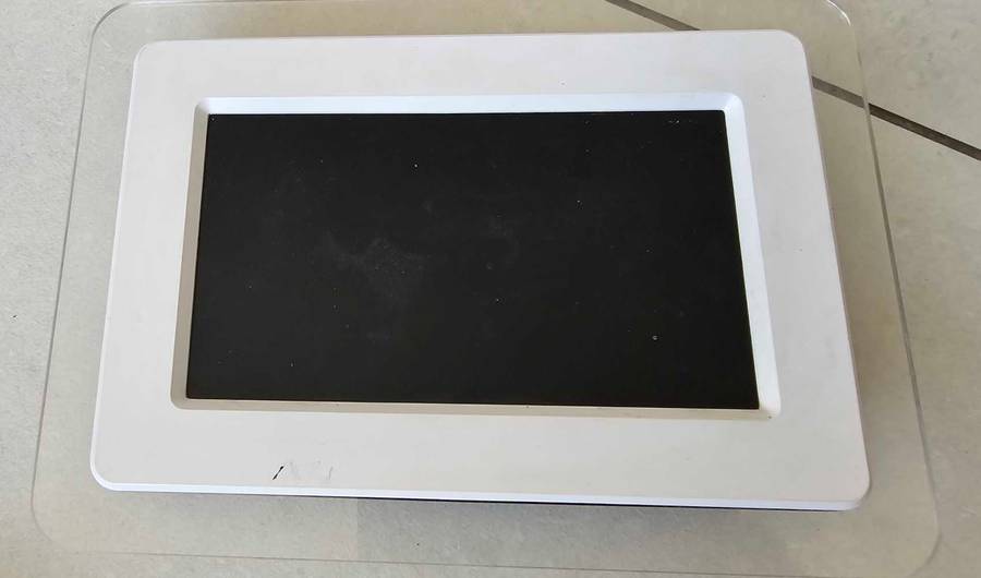 Awesome treasure hunt in the bargain bin