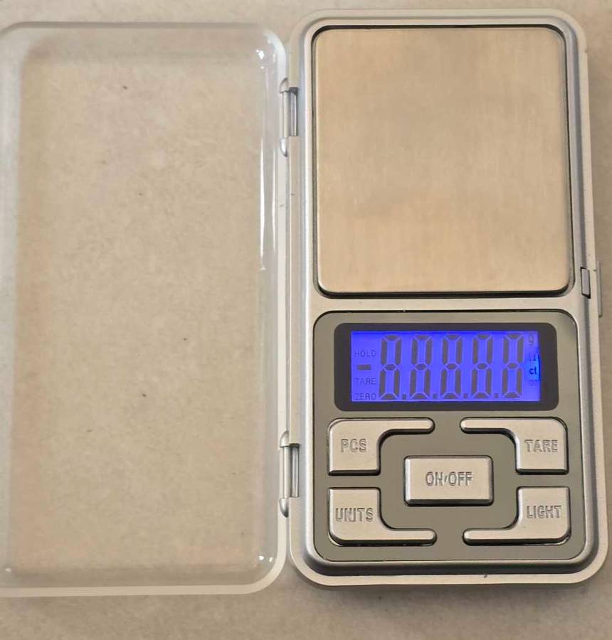 Awesome treasure hunt in the bargain bin