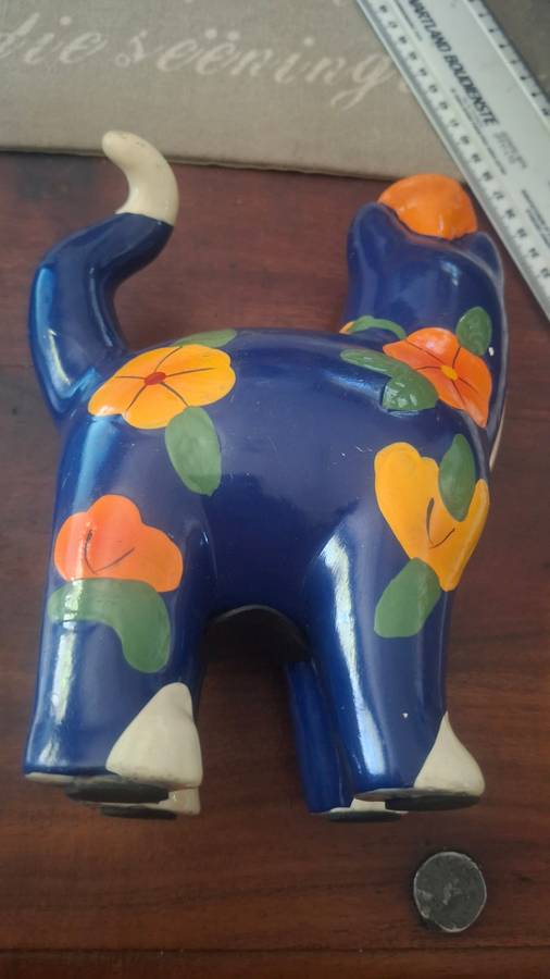 Piggy bank porcelain cat