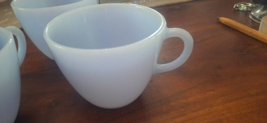 Blue Turquoise Glass vintage milk glass cups x 3