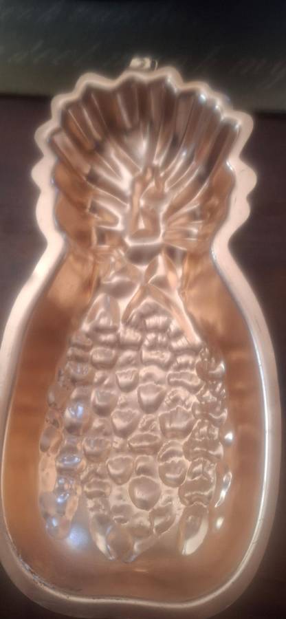 Rose gold pineapple mould vintage