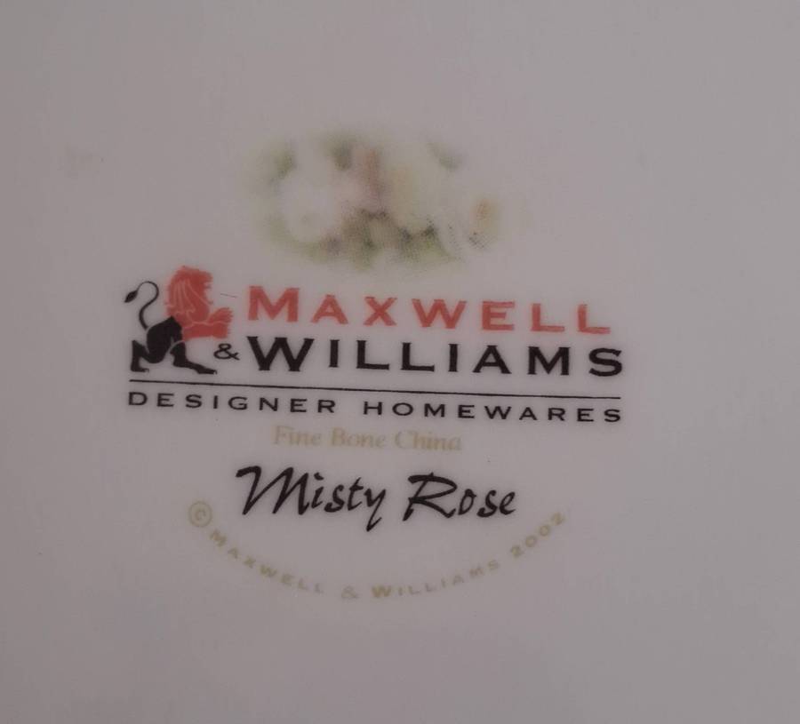 Maxwell Williams Teapot 'Misty Rose'