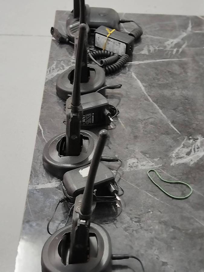 MOTOROLA DP 3400 VHF TWO-WAY RADIO (NO BATTERIES ) SET OF 4 RADIOS WITH CHARGERS