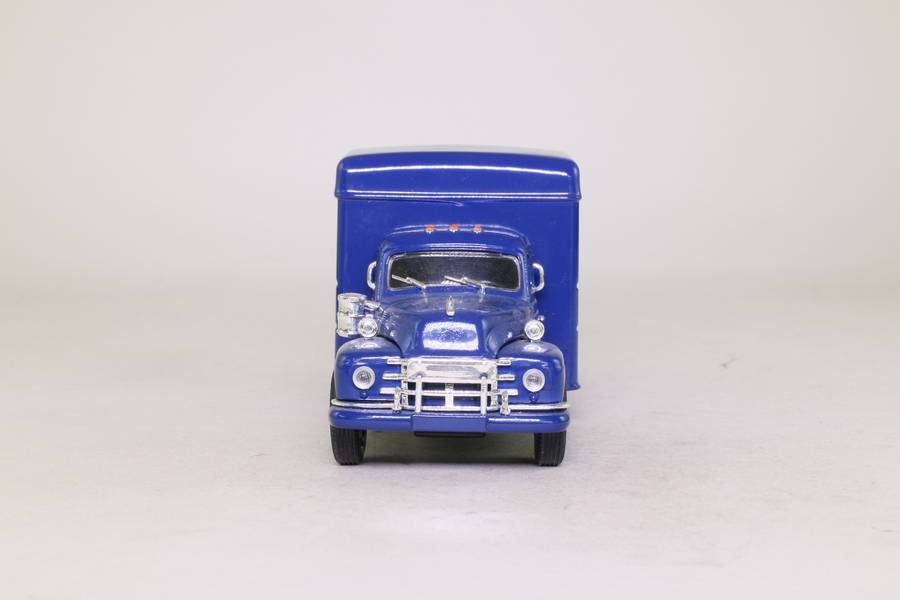 Mack B Series Truck, Box Van, Moosehead Beer