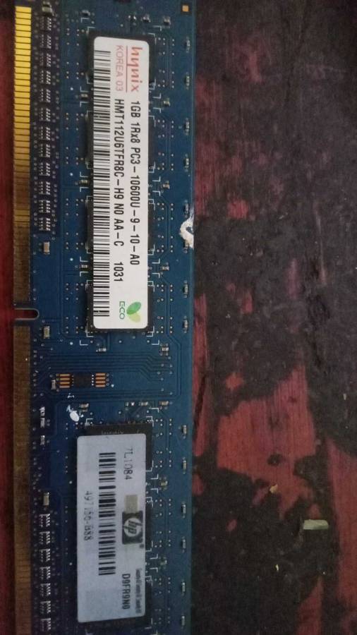 Assorted computer RAM modules