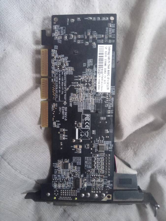 Nvidia geforce 6200 256mb ddr2 tv dvi