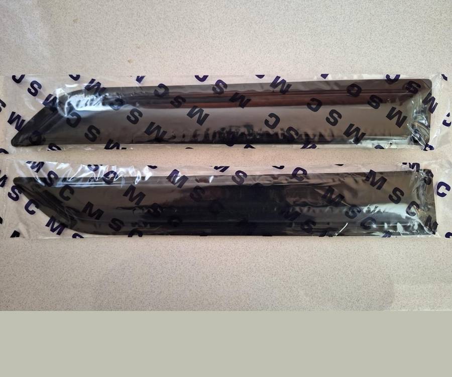 Nissan 1400 Windshields Black