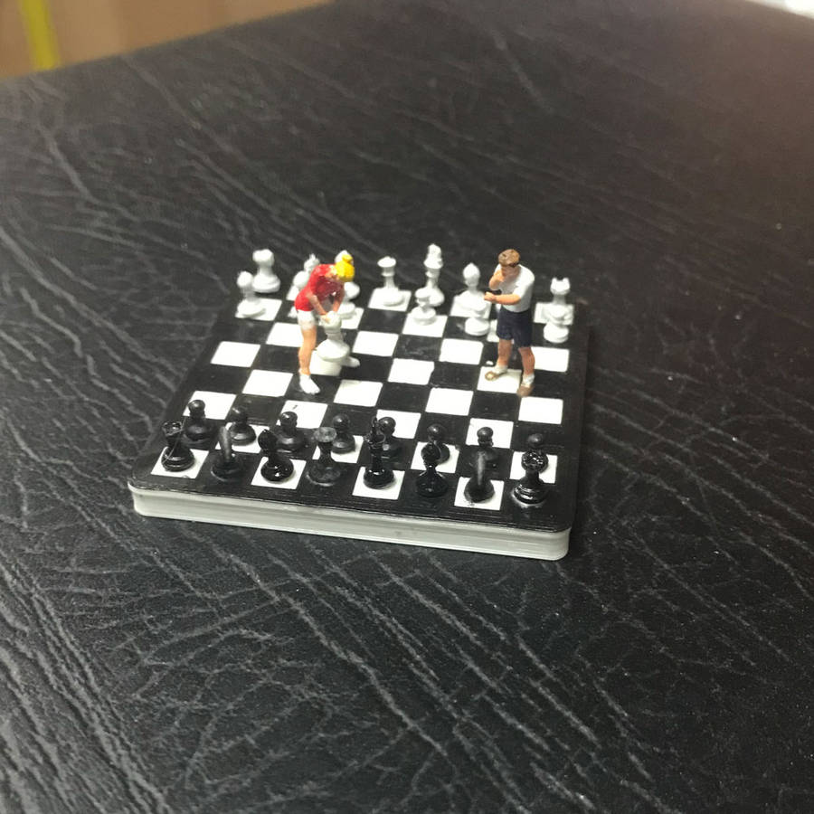 HO Scale Figure Scene - Giant Chess