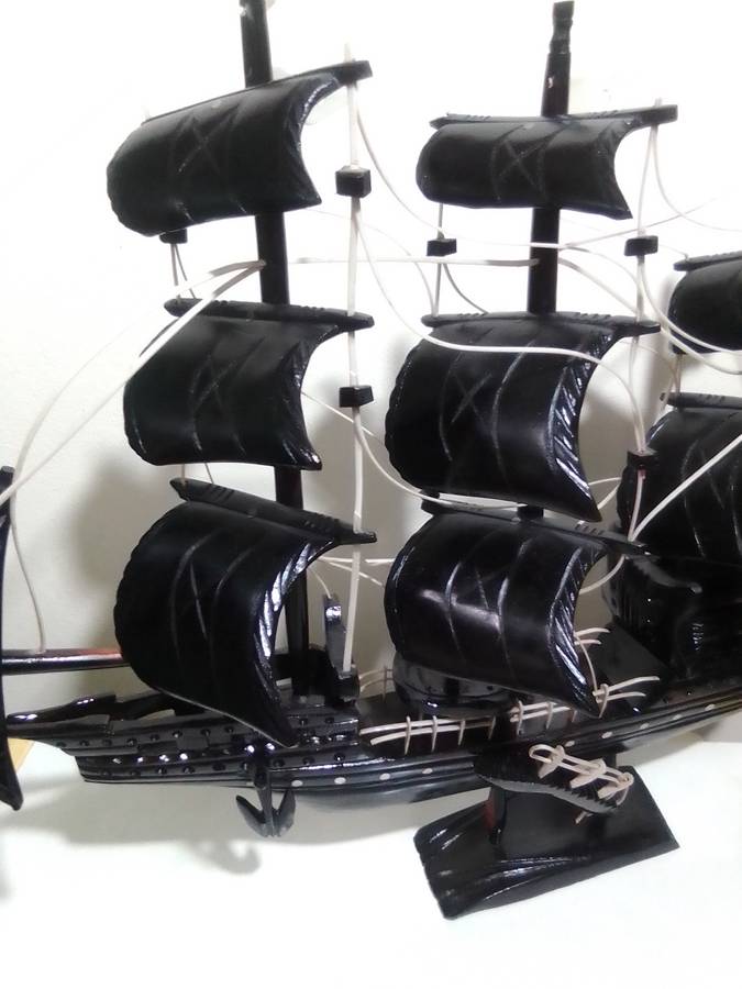 Pirates of Caribbean large Tall Ship Model of "The Black Pearl" mounted and in solid wood.