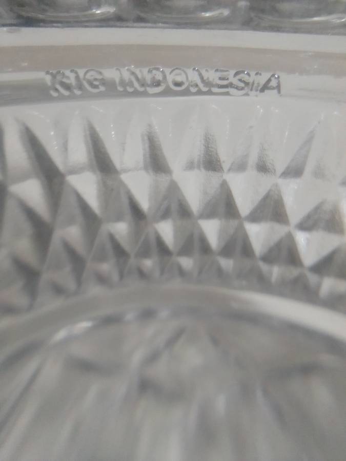 Wow a KIG Indonesia year 1970 Punch set 18 cups and hook's, 2 Ladles, 2 bowls. One doubles as a Bowl